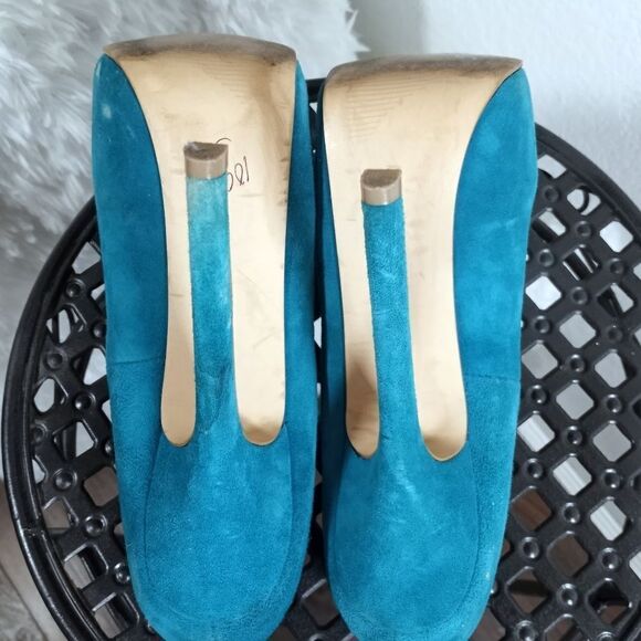 STEVE MADDEN BABYLON TEAL GREEN SUADE PLATFORM HEELS SZ.6M GUC - Picture 9 of 9